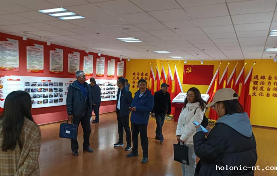 丽江市教育体育局专职副书记一行莅临我校检查指导工作(图3)